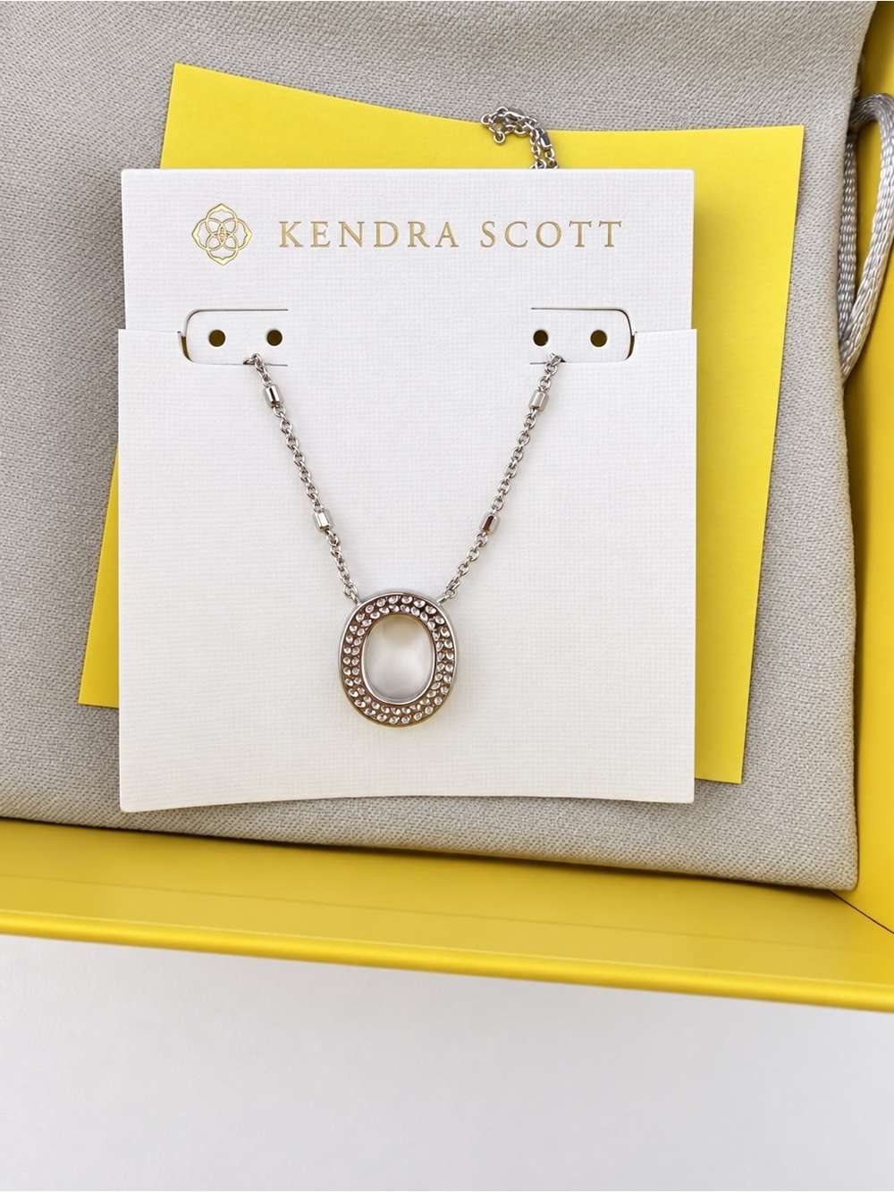 NWT Kendra Scott Letter O Pendant Necklace in Silver in Original Packaging
